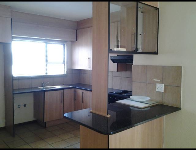 2 BEDROOM APARTMENT TO LET IN SASOLBURG EXT 23